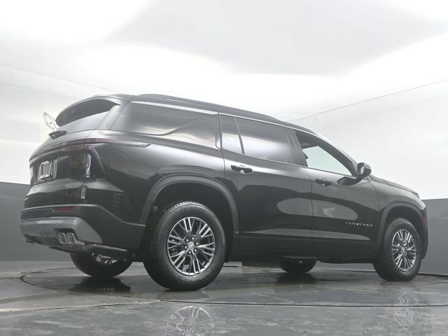 New 2026 Chevrolet Traverse LT w/ Driver Confidence Package AWD/4WD image 12