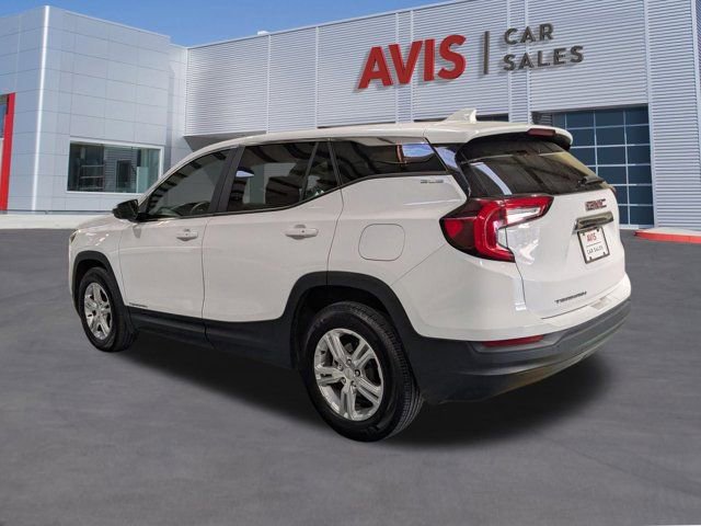 Used 2024 GMC Terrain SLE image 9
