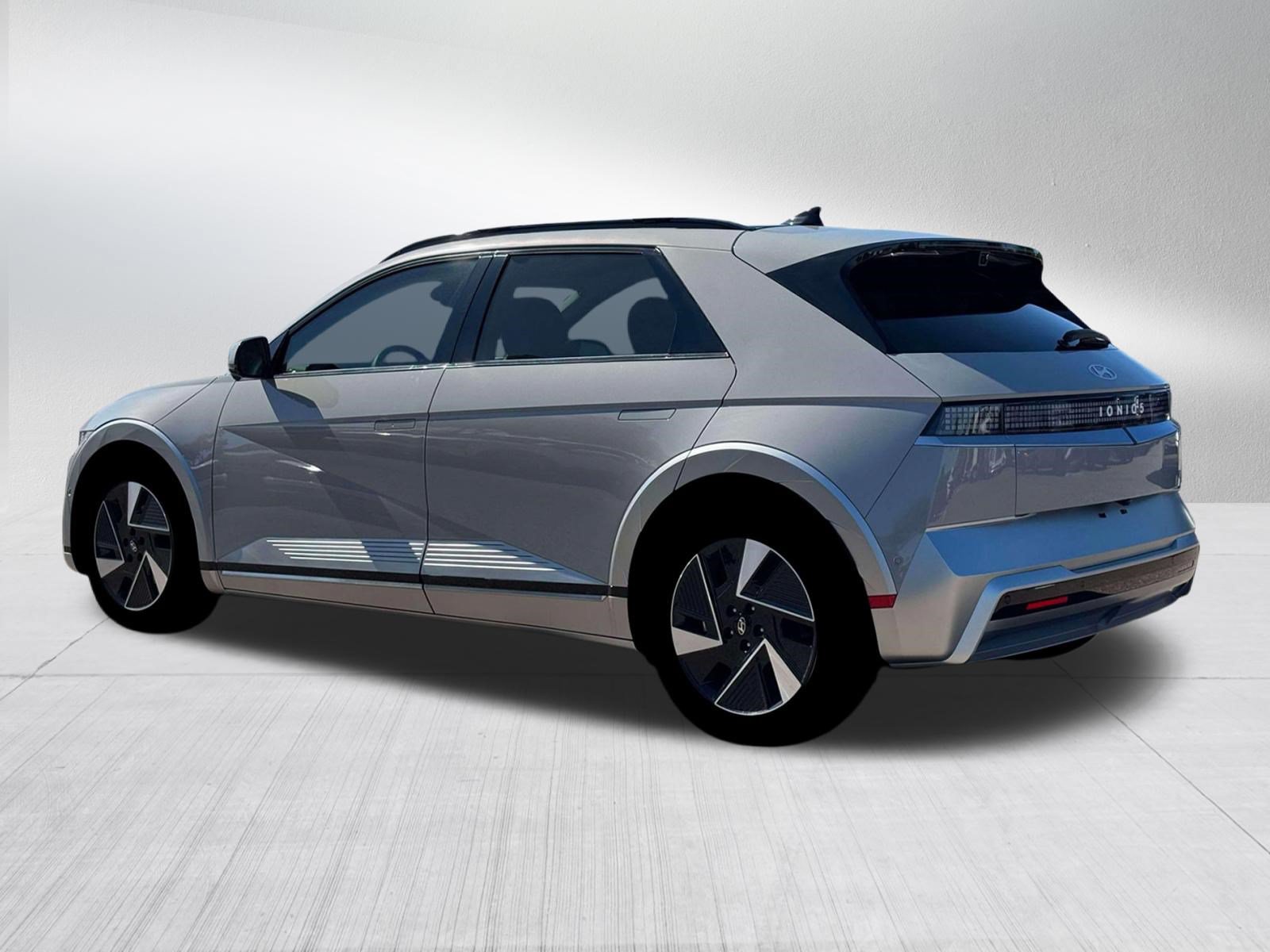 New 2026 Hyundai Ioniq 5 Limited AWD/4WD image 4