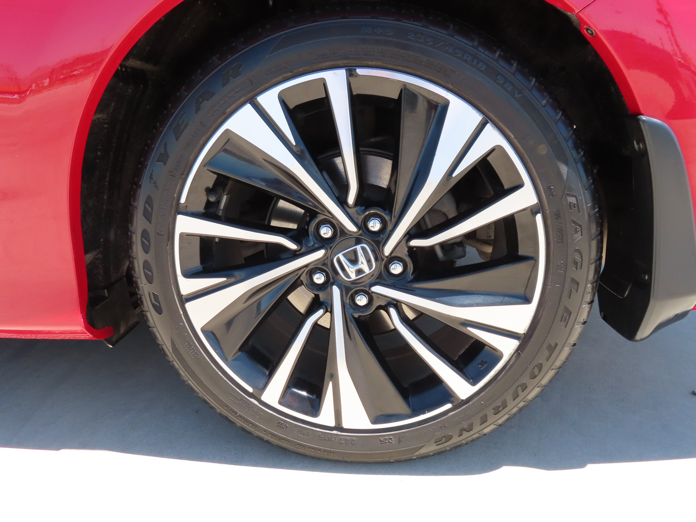 Used 2017 Honda Accord EX-L image 6