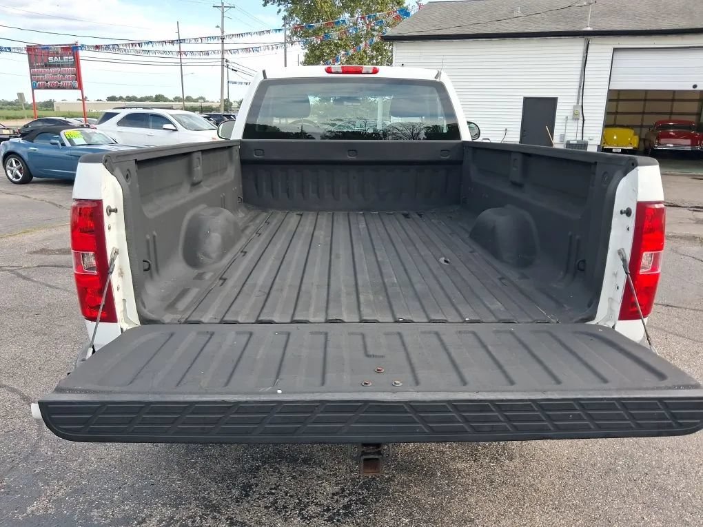Used 2013 Chevrolet Silverado 1500 W/T AWD/4WD image 15
