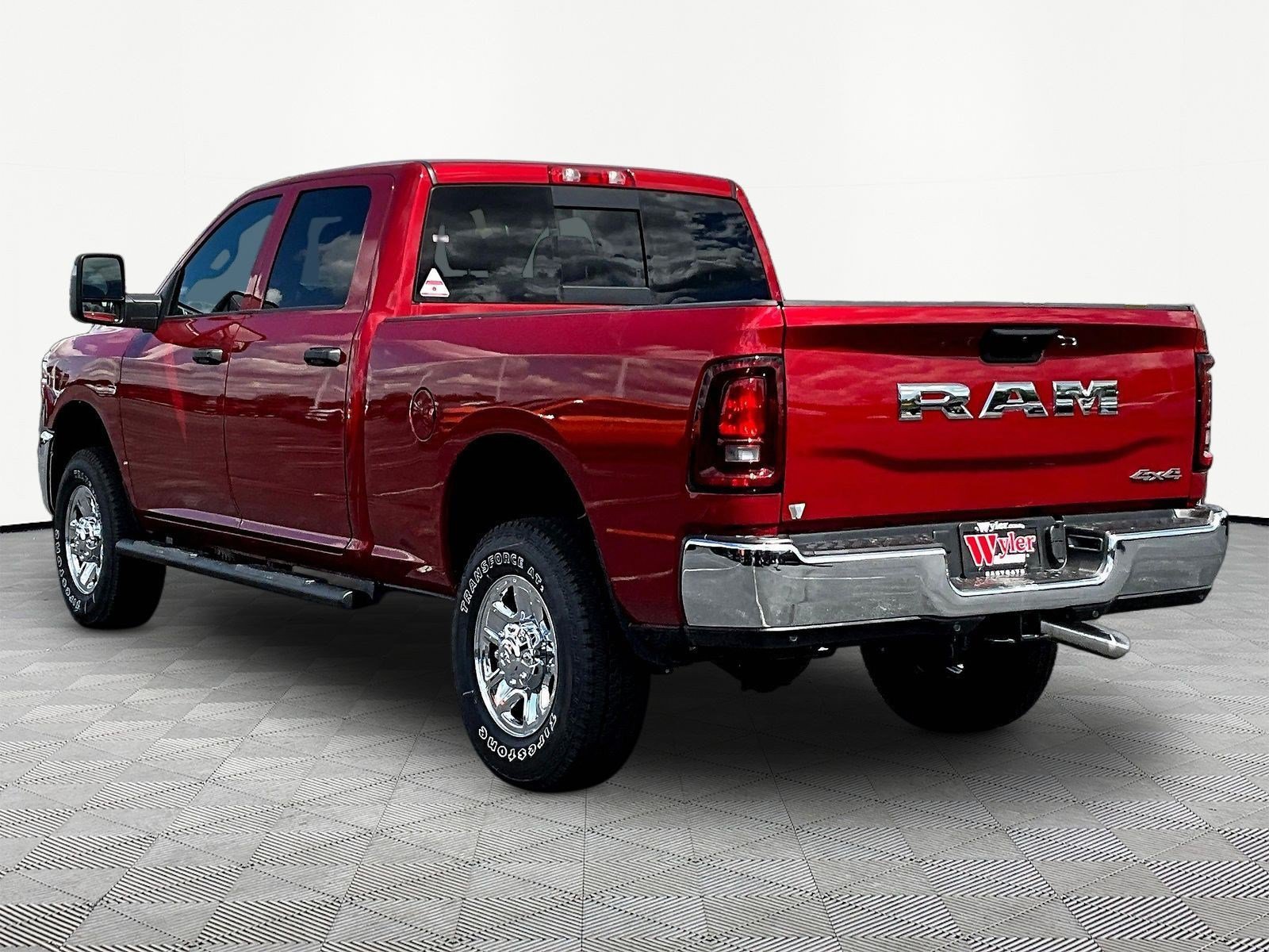 New 2026 RAM 2500 Tradesman AWD/4WD image 4