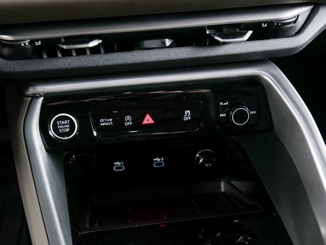 Used 2025 Audi Q5 Premium Plus AWD/4WD image 15