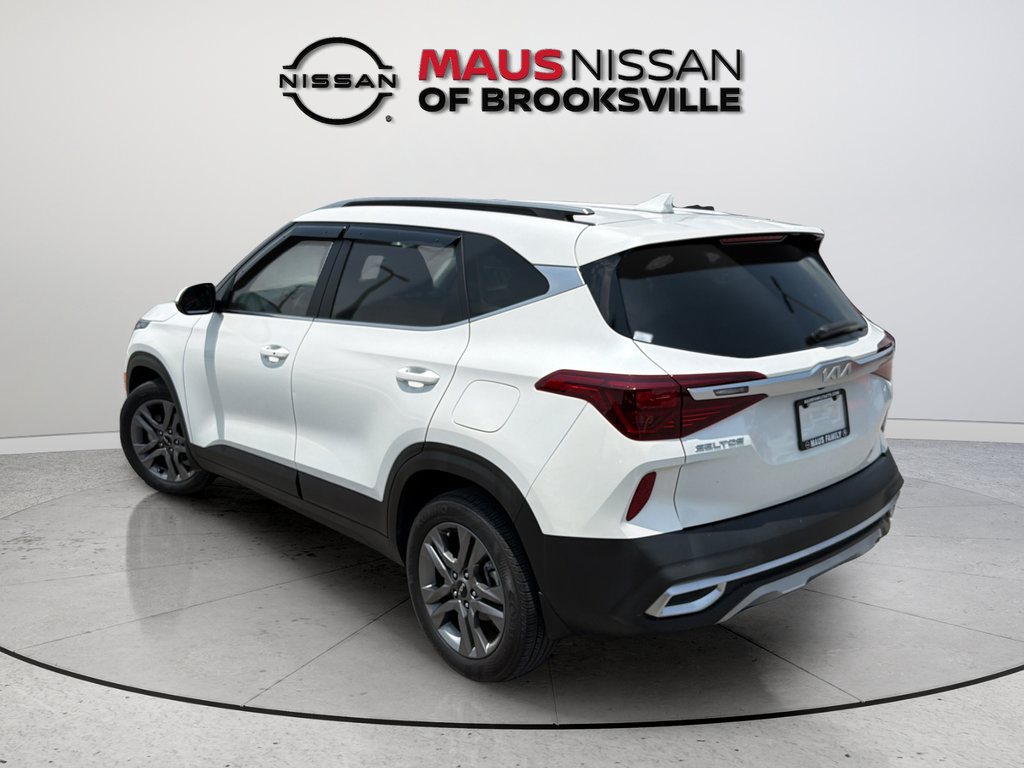 Used 2023 Kia Seltos S FWD image 7