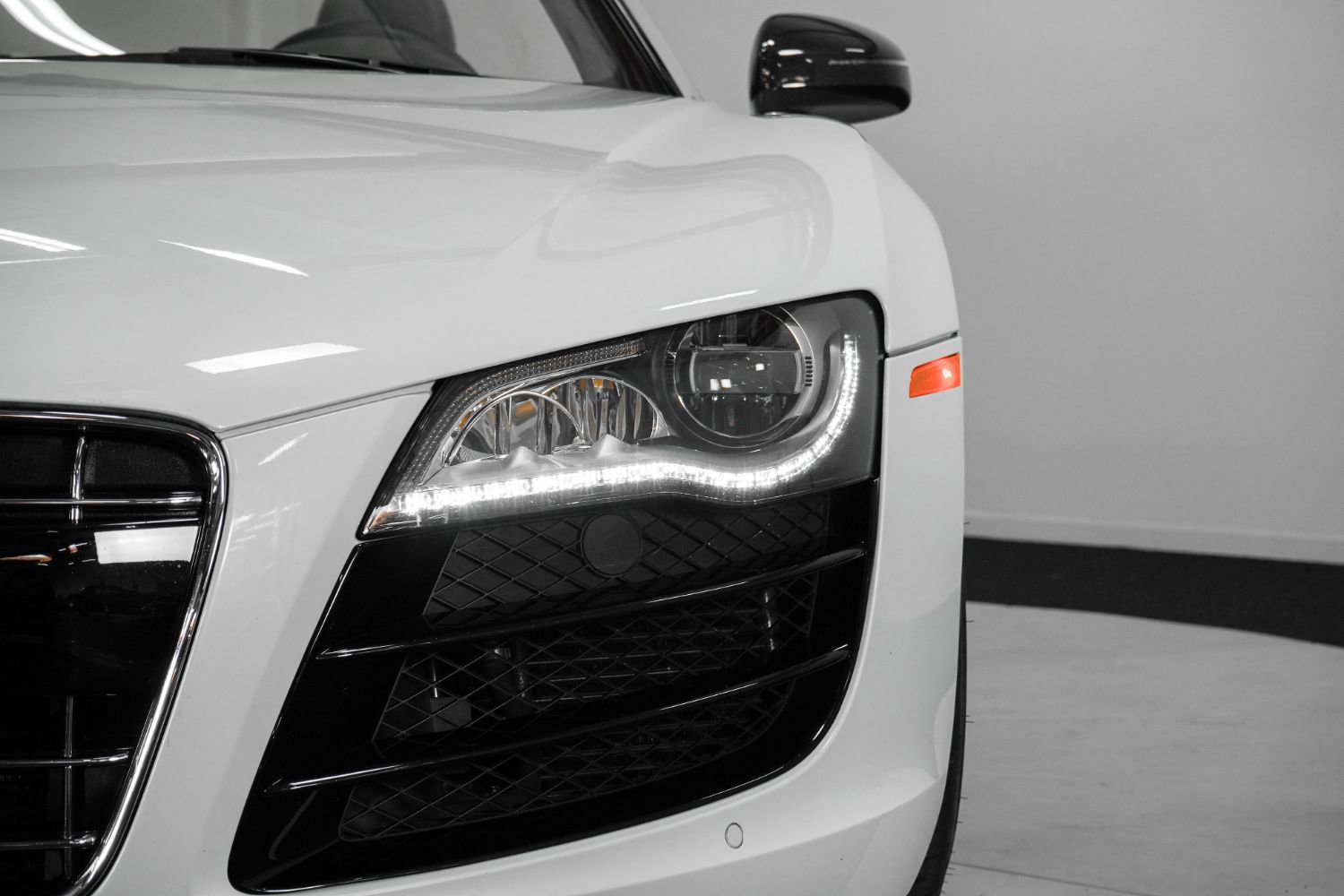Used 2012 Audi R8 V10 image 16
