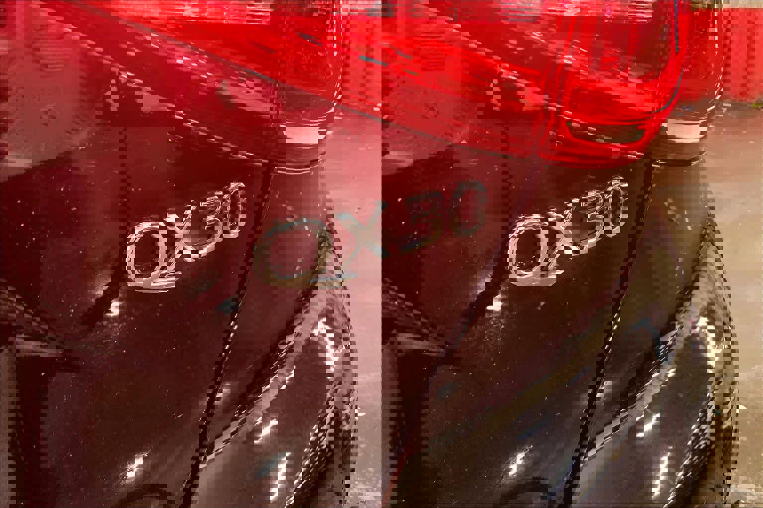 Used 2019 INFINITI QX30 LUXE w/ Navigation Package image 10