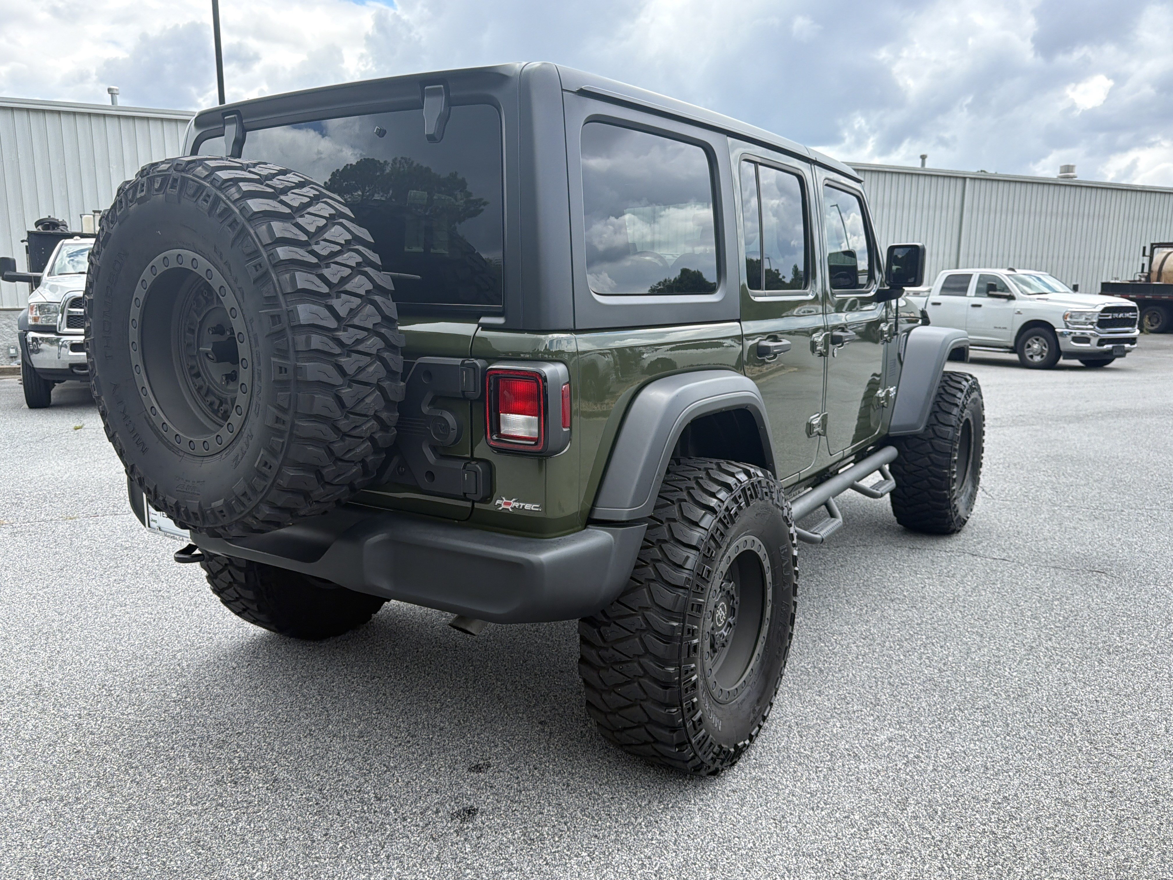 Used 2020 Jeep Wrangler Unlimited Sport S AWD/4WD image 8
