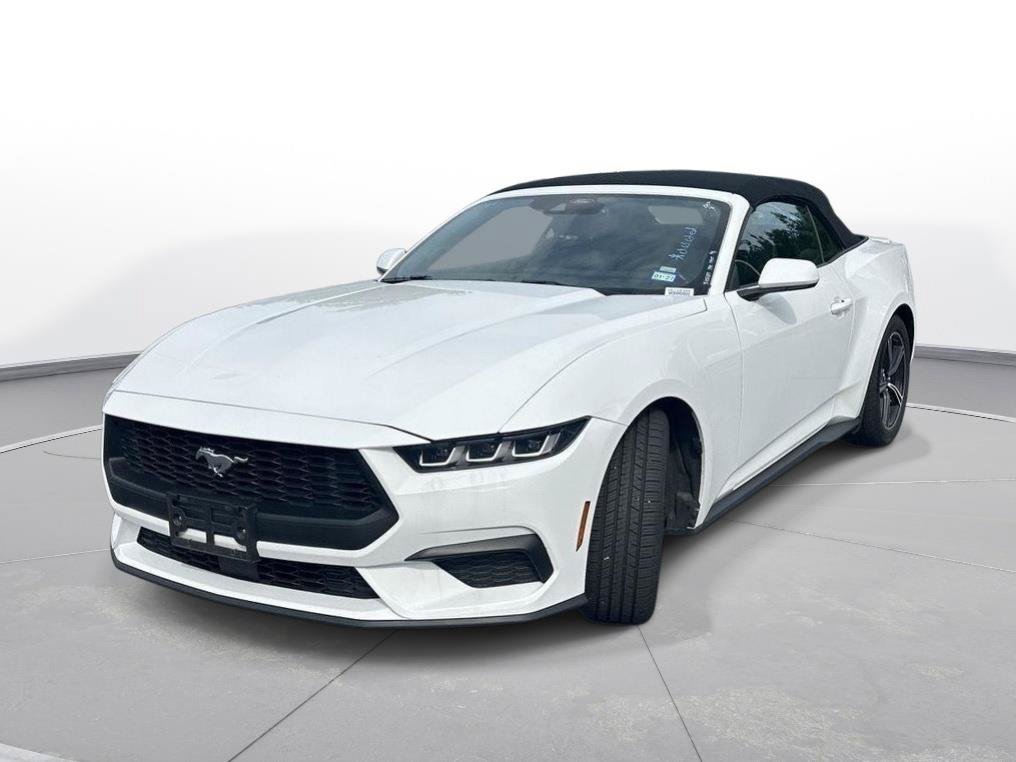 Used 2025 Ford Mustang Premium RWD image 2