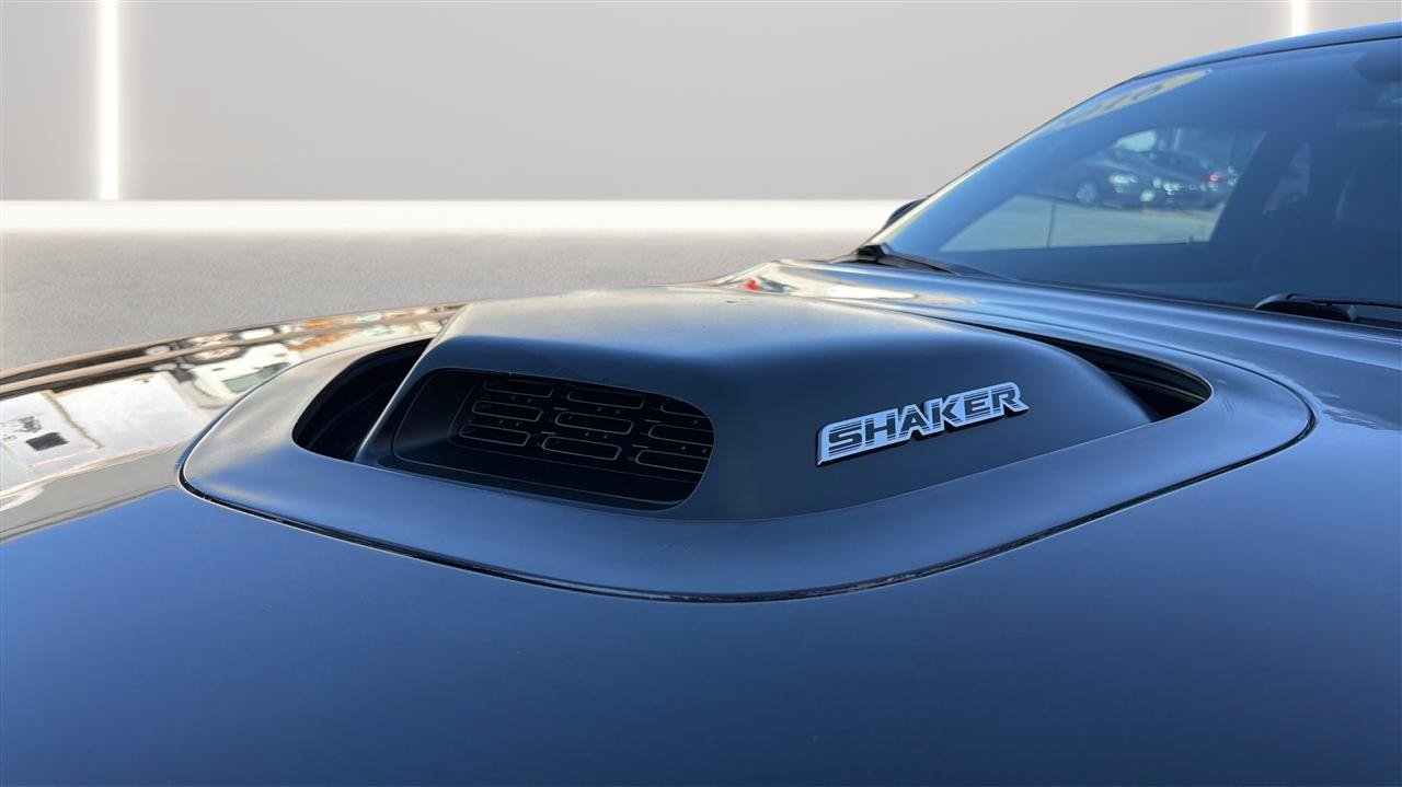 Used 2016 Dodge Challenger R/T Plus RWD image 11