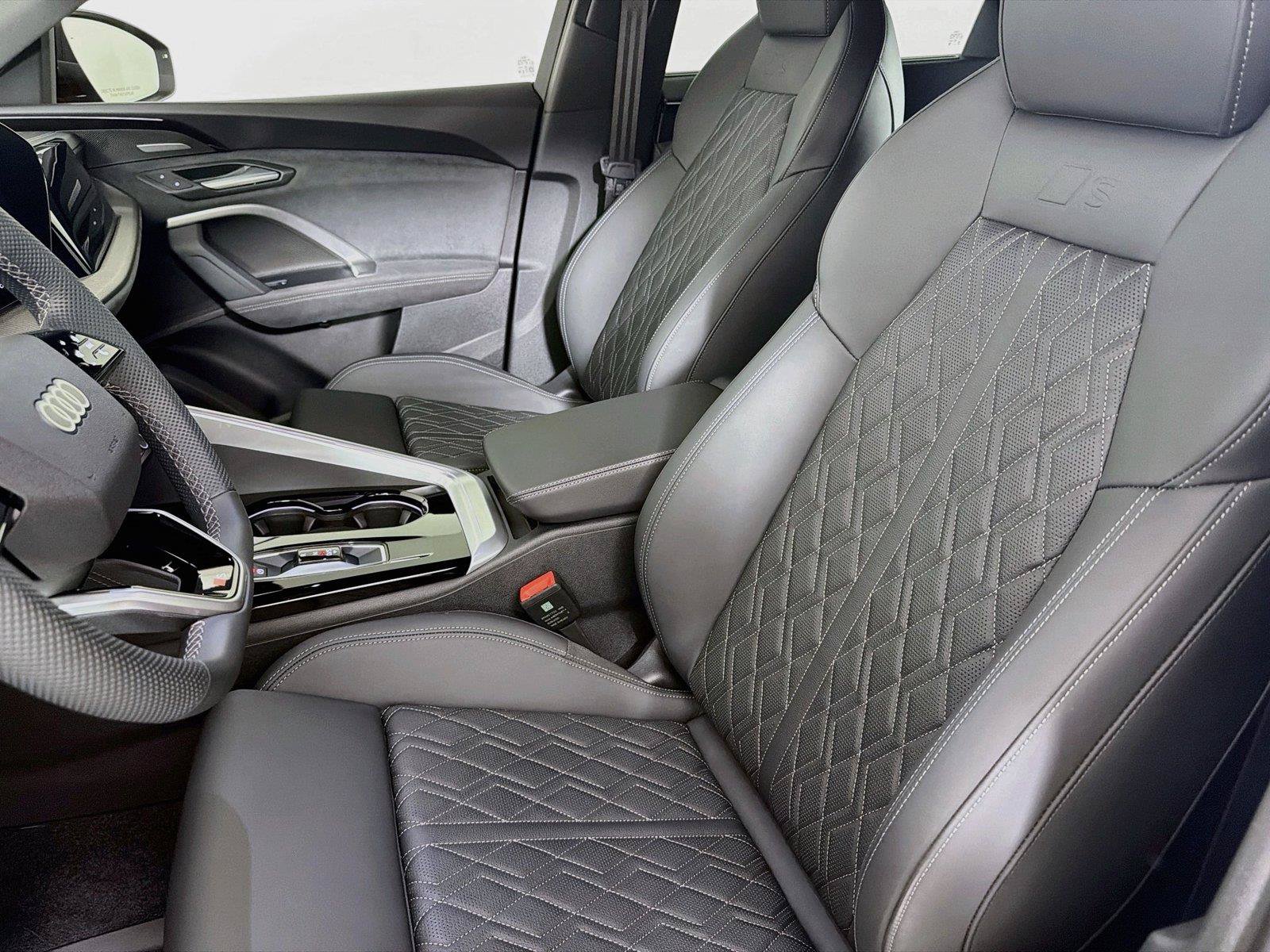 Used 2025 Audi SQ5 Premium Plus AWD/4WD image 5