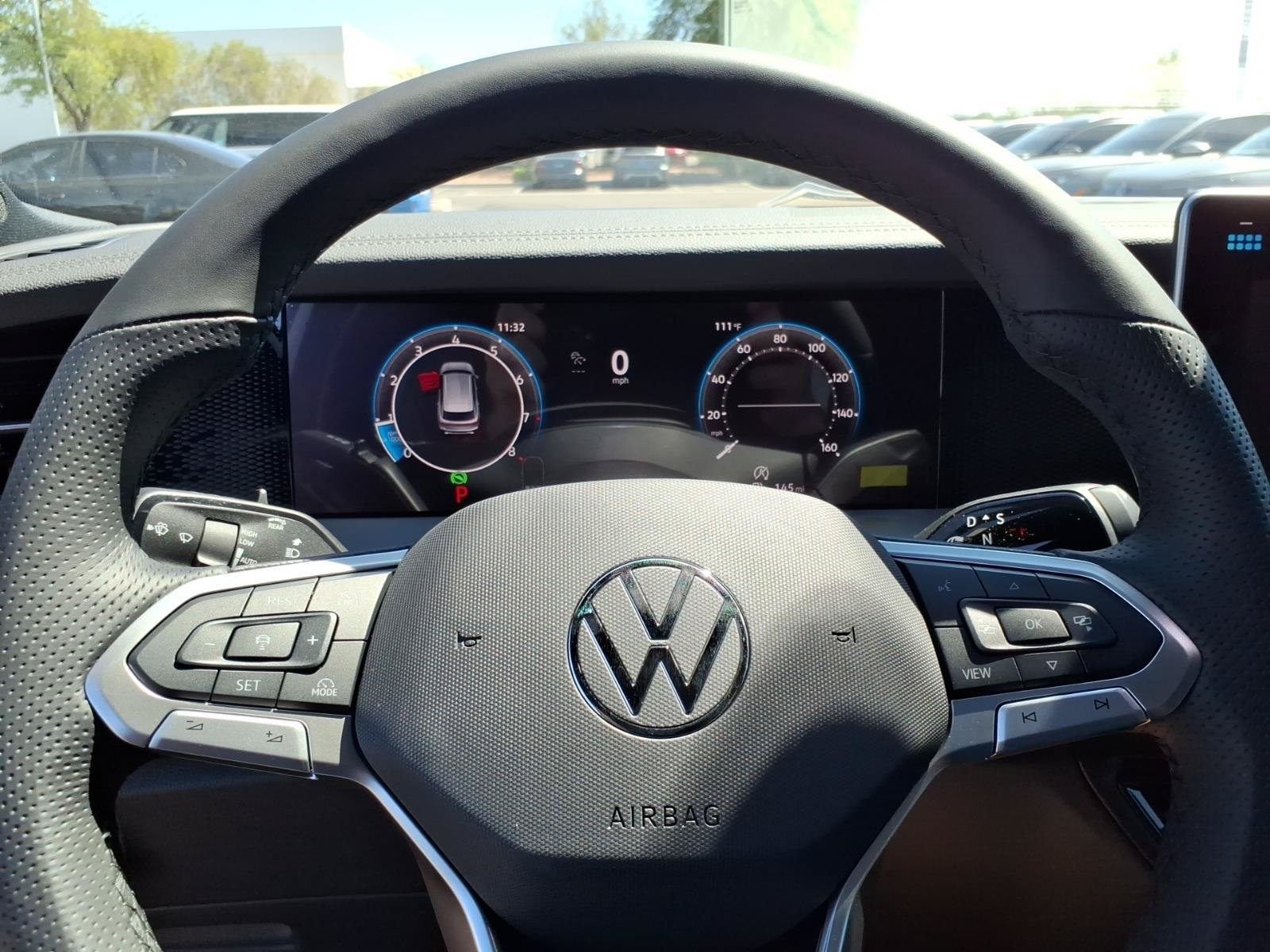 New 2026 Volkswagen Tiguan SE R-Line FWD image 15