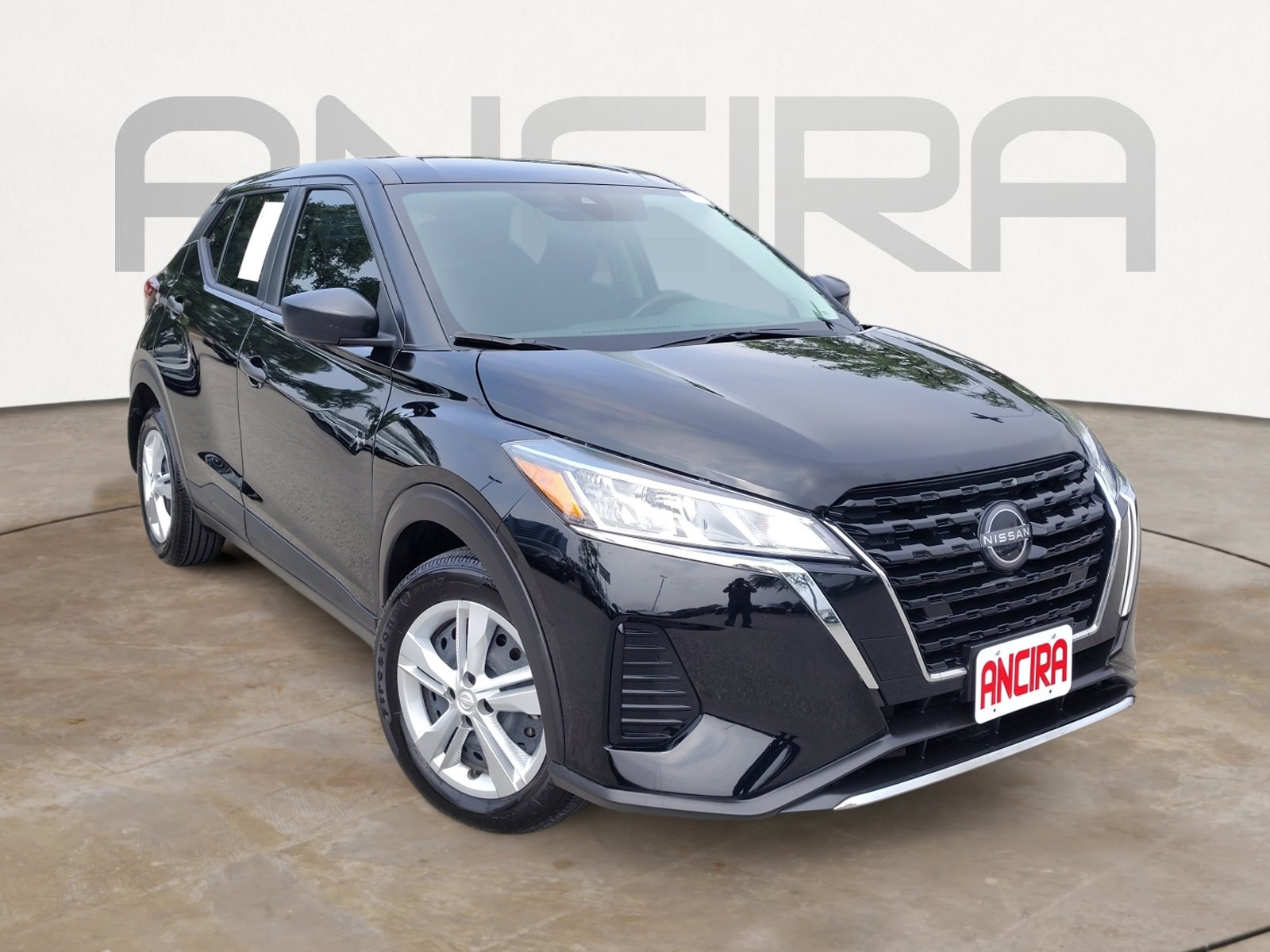 Certified 2025 Nissan Kicks Play S FWD image 7