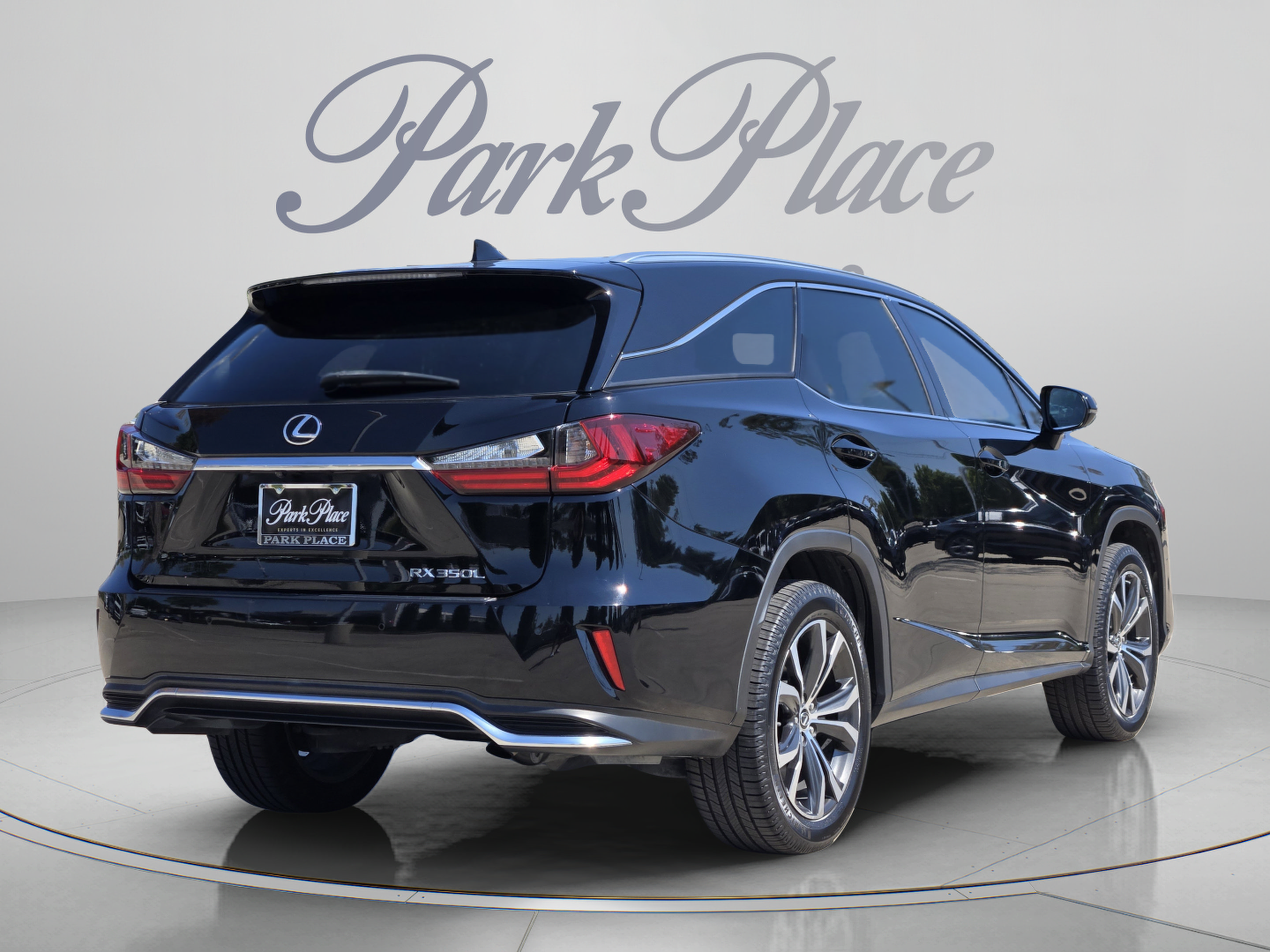 Used 2020 Lexus RX 350L FWD w/ Premium Package image 5