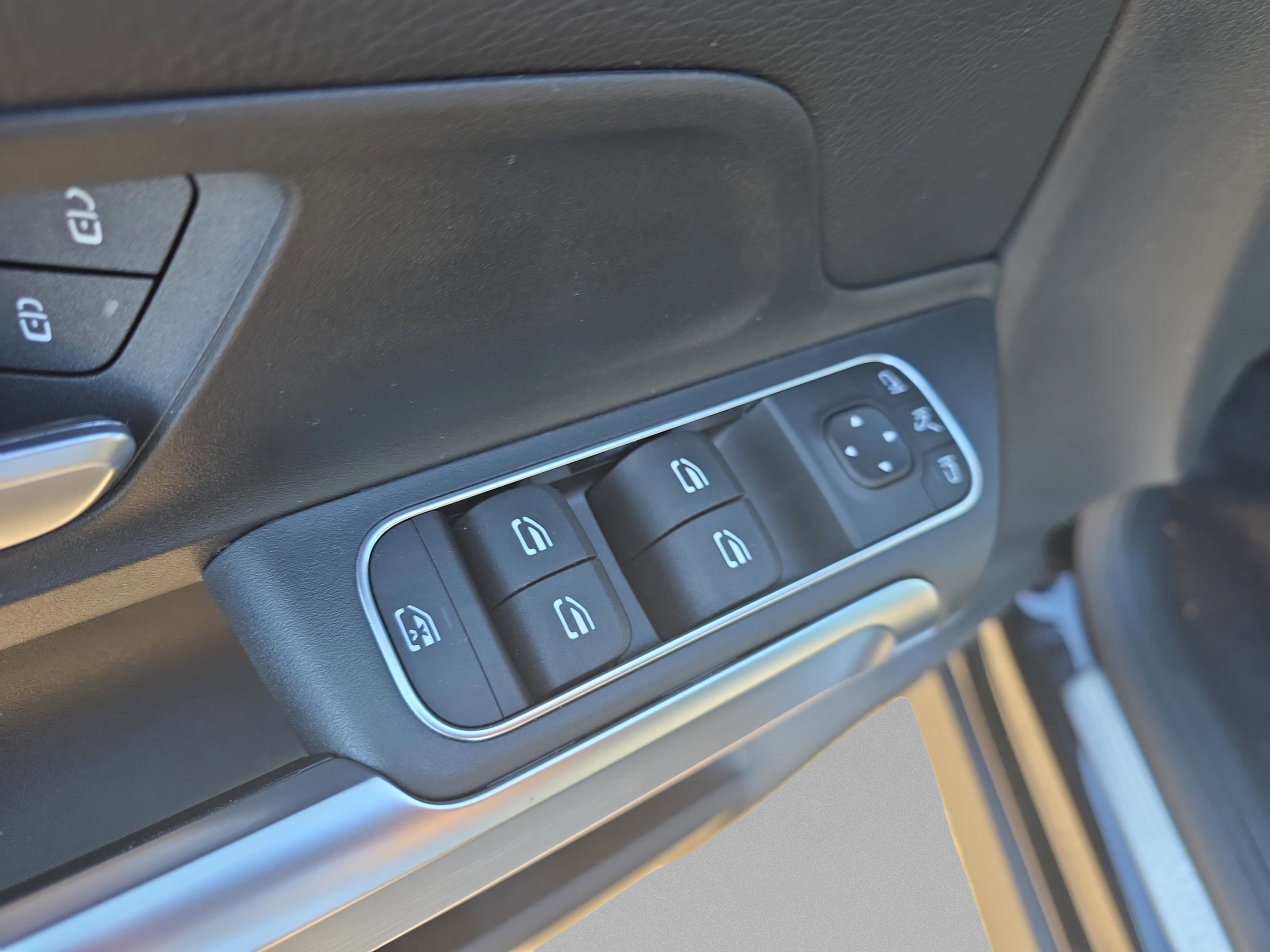 Certified 2026 Mercedes-Benz GLB 250 image 19