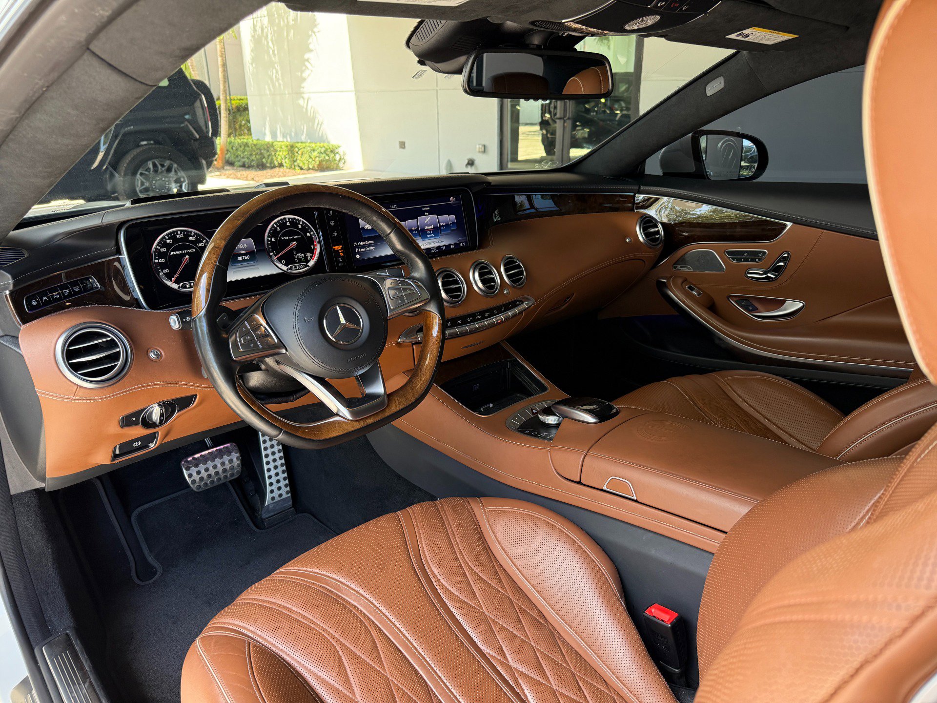 Used 2015 Mercedes-Benz S 63 AMG 4MATIC Coupe image 2