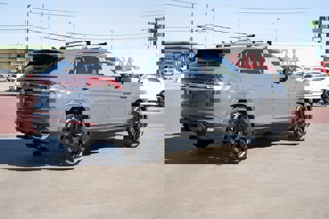 New 2026 Volkswagen Atlas Cross Sport SE image 6