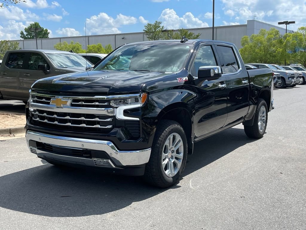 New 2026 Chevrolet Silverado 1500 LTZ w/ Technology Package AWD/4WD image 3