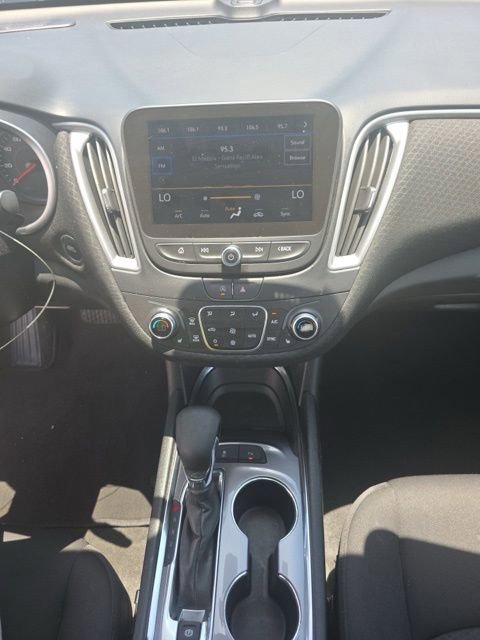 Used 2025 Chevrolet Malibu LT FWD image 15