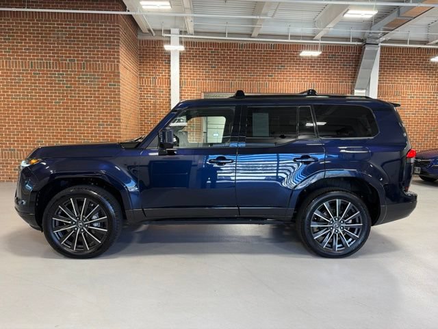Used 2024 Lexus GX 550 w/ Accessory Package (Z1) AWD/4WD image 4
