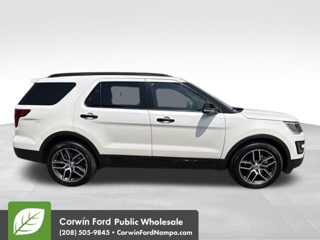 Used 2016 Ford Explorer Sport w/ Equipment Group 401A AWD/4WD image 4