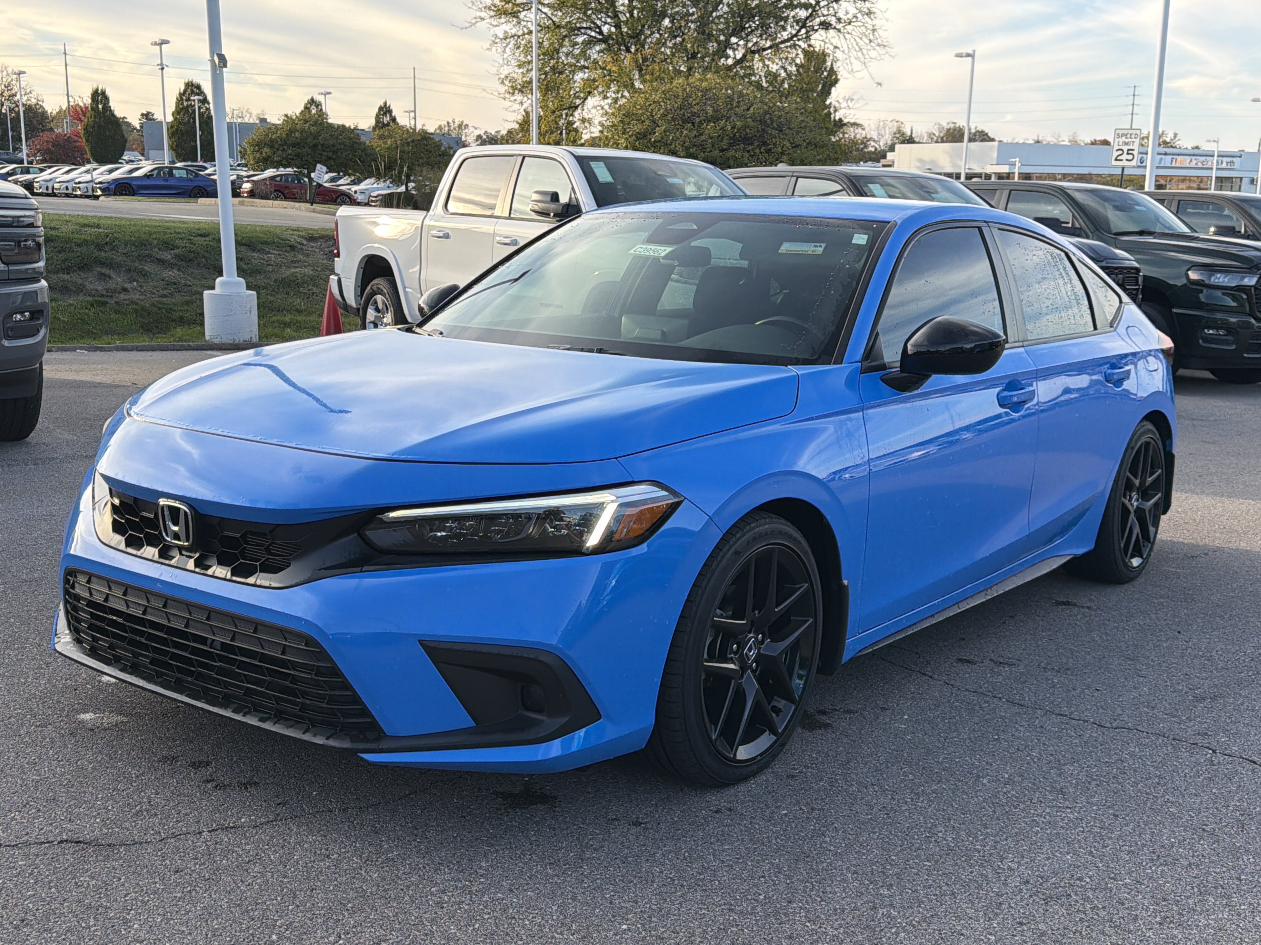 Used 2024 Honda Civic Sport image 4