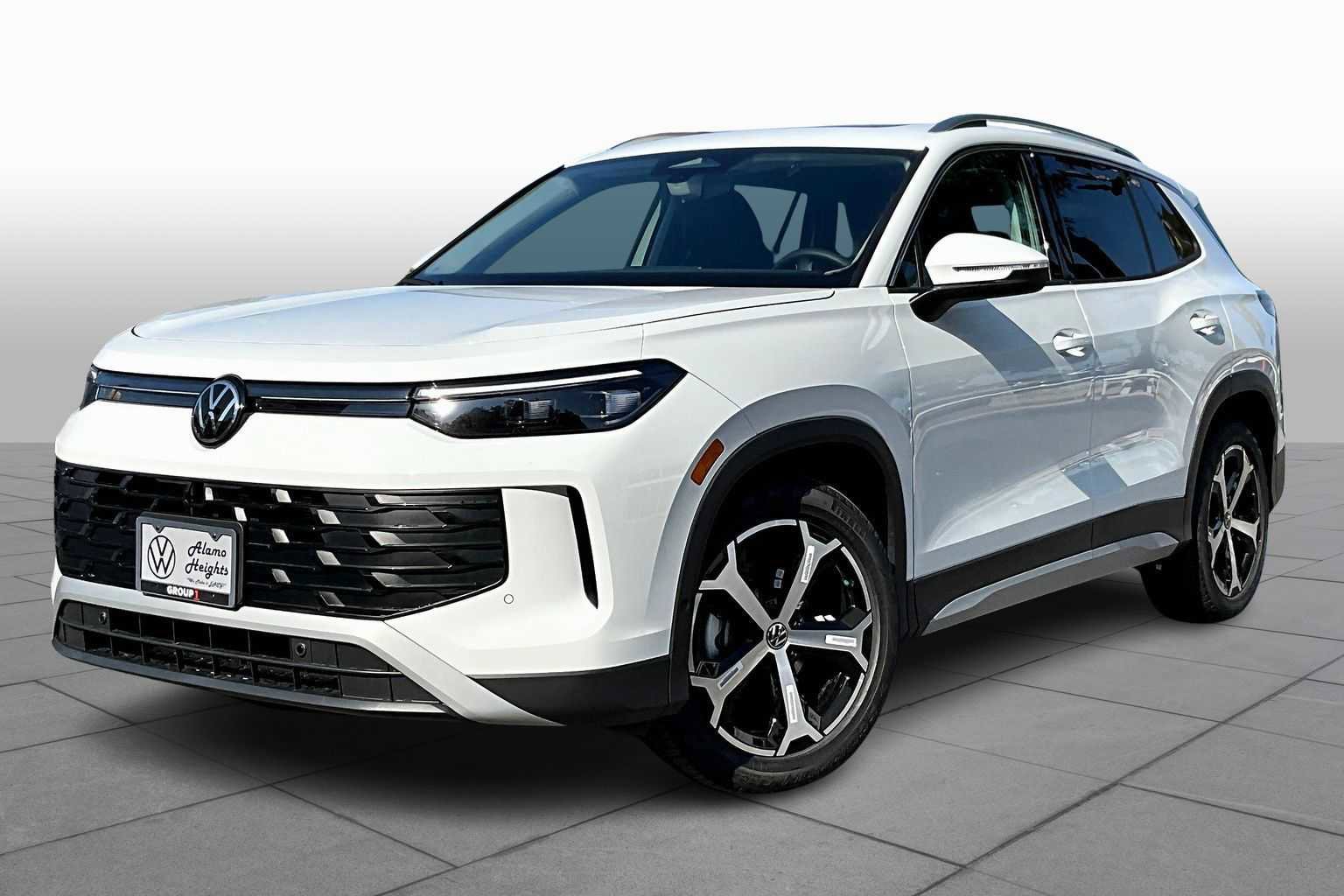 New 2026 Volkswagen Tiguan SE