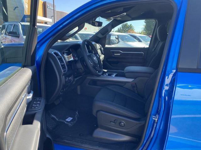 New 2026 RAM 1500 4x4 Crew Cab image 15