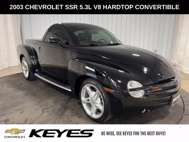 Used 2003 Chevrolet SSR w/ Preferred Equipment Group RWD image 11