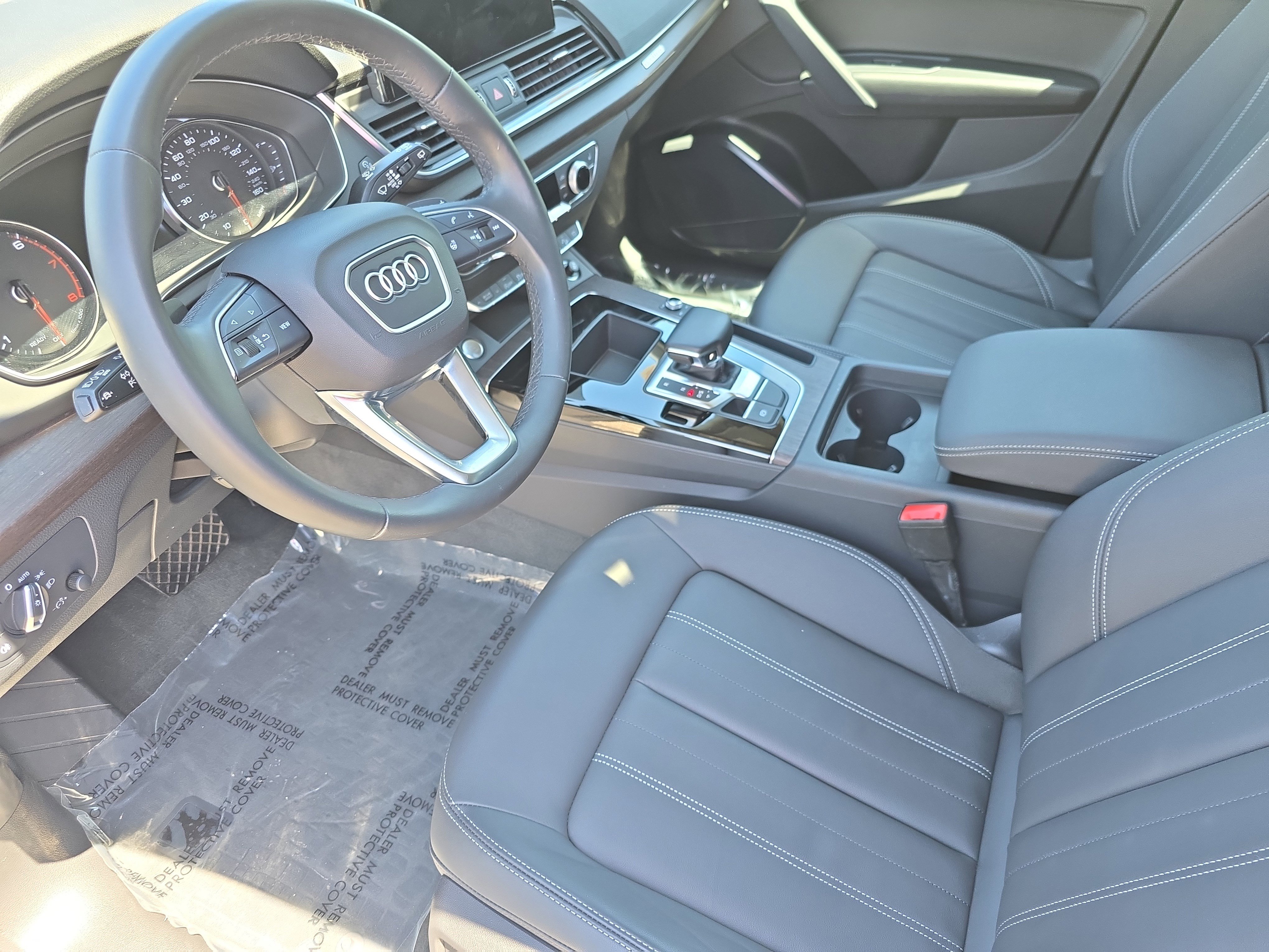 Used 2023 Audi Q5 2.0T Premium w/ Convenience Package AWD/4WD image 16