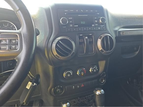 Used 2017 Jeep Wrangler Sport w/ Quick Order Package 24S AWD/4WD image 6
