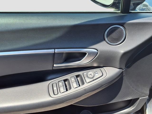 Used 2025 Hyundai Sonata SEL FWD image 15