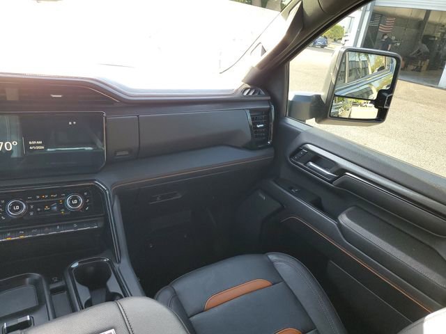 Used 2024 GMC Sierra 2500 AT4 w/ AT4 Premium Plus Package image 15