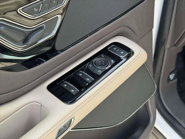 Used 2023 Lincoln Aviator Reserve w/ Elements Package Plus image 15