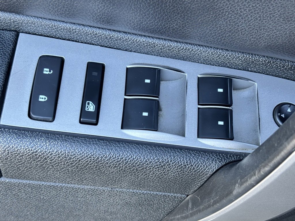 Used 2010 Chevrolet Silverado 2500 LT w/ Interior Plus Package image 11