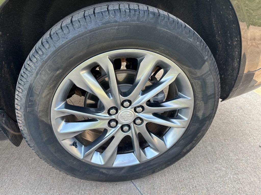 Used 2022 Buick Enclave Avenir w/ Avenir Technology Package image 12