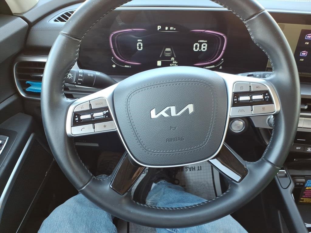 Used 2025 Kia Telluride S image 21
