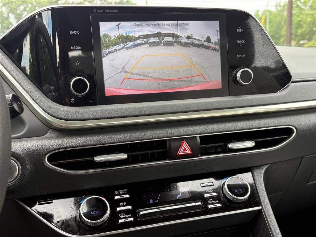 Used 2021 Hyundai Sonata Blue FWD image 9
