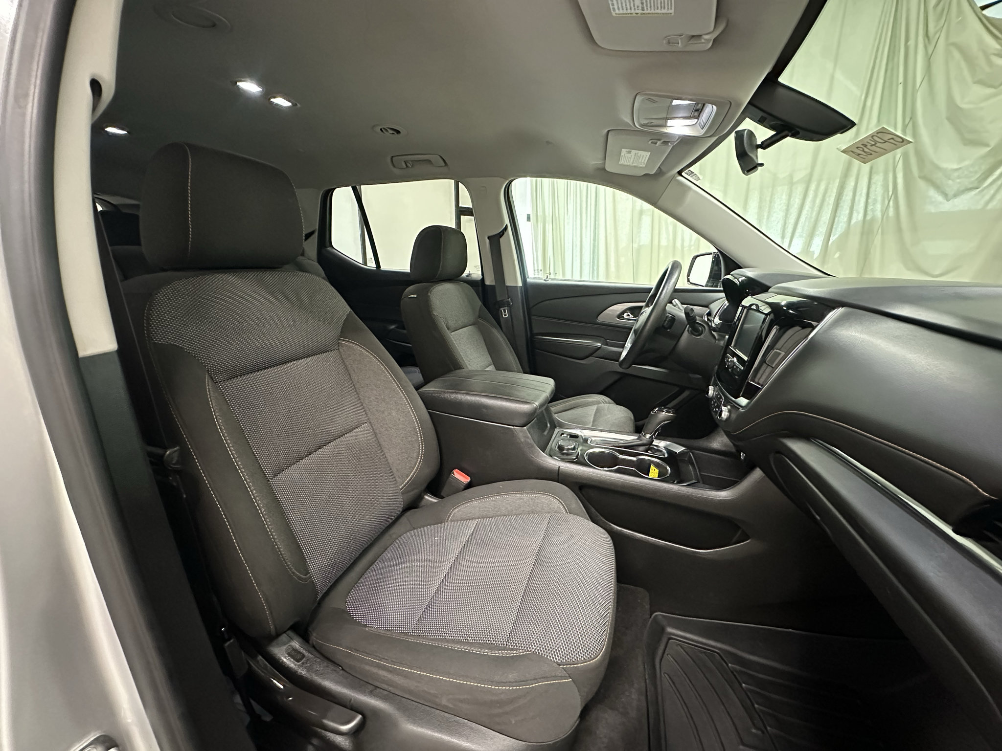 Used 2018 Chevrolet Traverse LS FWD image 14