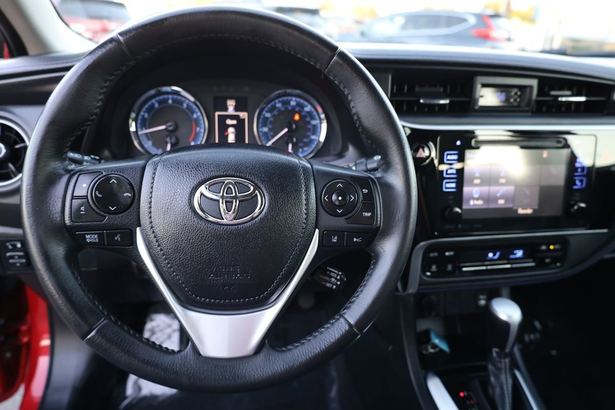 Used 2017 Toyota Corolla SE FWD image 22