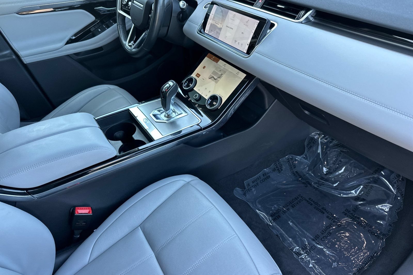 Used 2022 Land Rover Range Rover Evoque SE AWD/4WD image 19