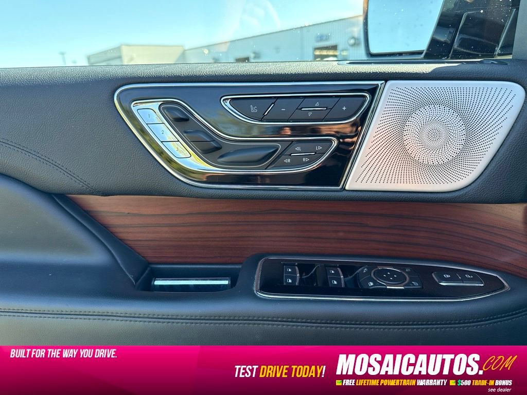 Used 2021 Lincoln Navigator L Reserve w/ Luxury Package AWD/4WD image 8