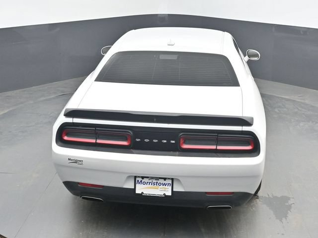 Used 2015 Dodge Challenger SXT Plus RWD image 33