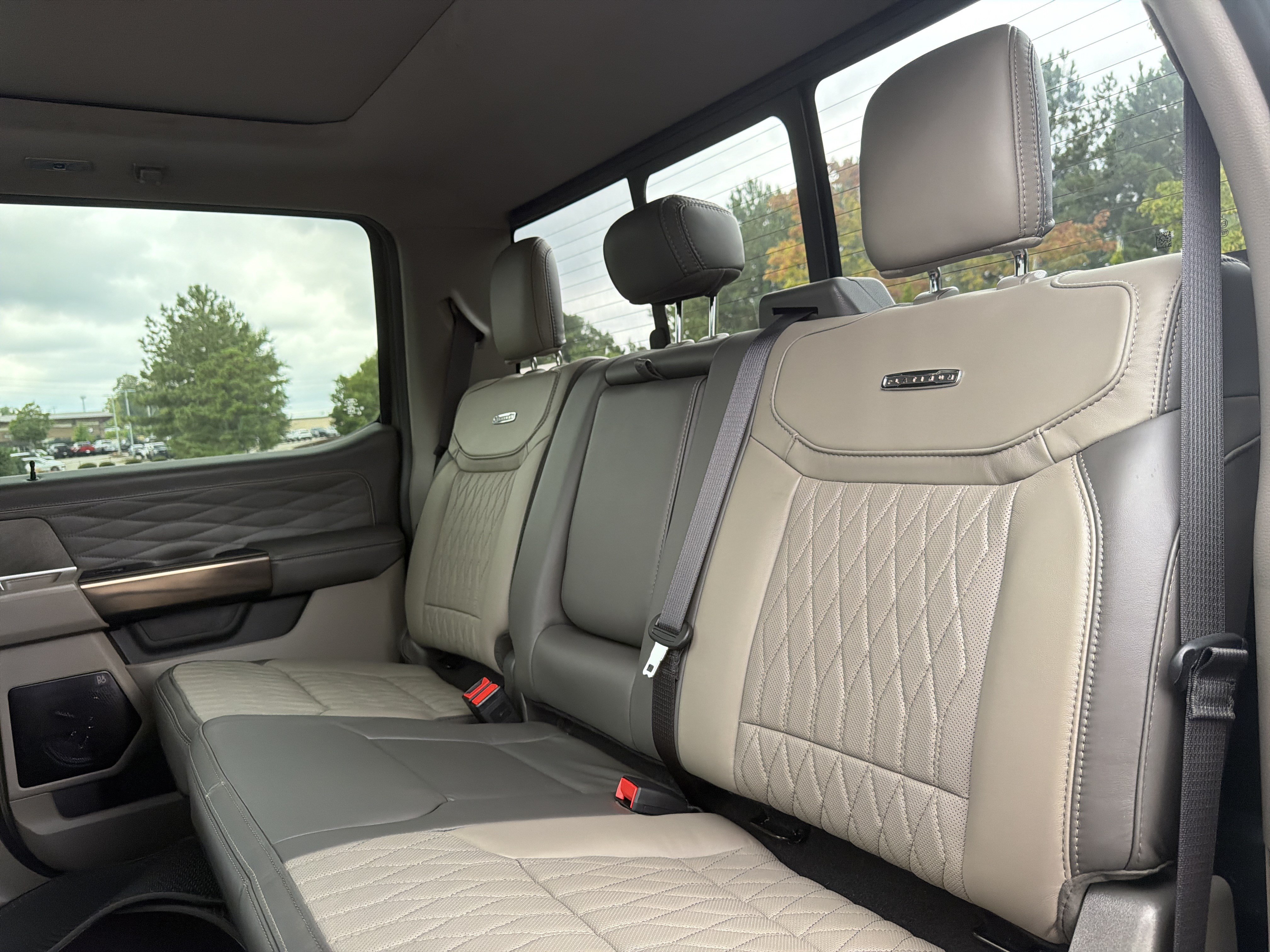 Used 2026 Ford F450 Platinum w/ Platinum Plus Package AWD/4WD image 9
