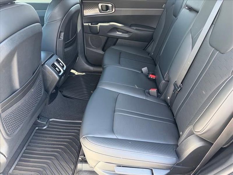 New 2026 Kia Sorento S image 12