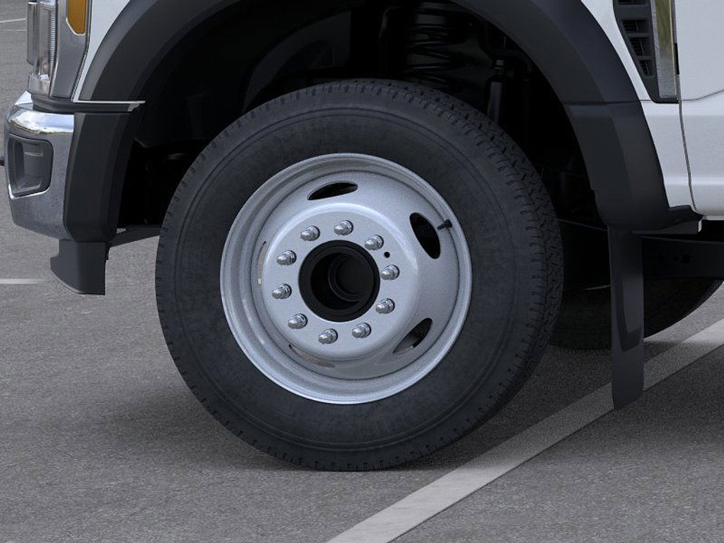 New 2026 Ford F450 XLT w/ XLT Value Package image 19