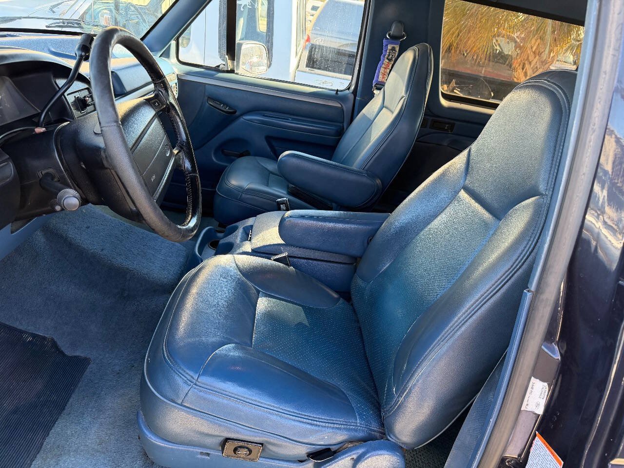 Used 1995 Ford Bronco XLT AWD/4WD image 27
