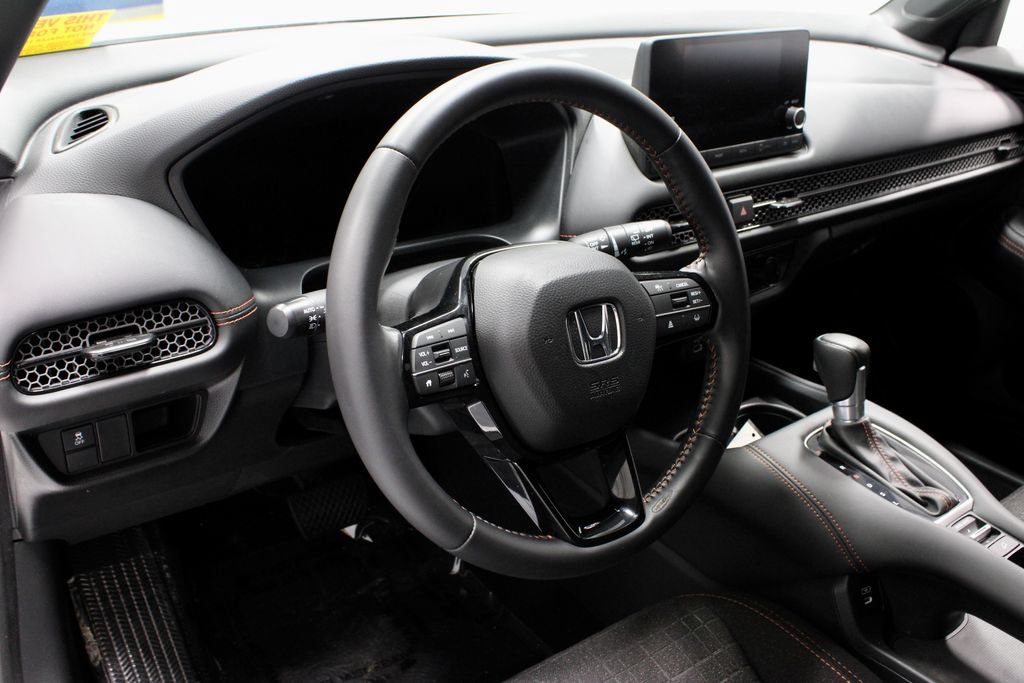 Used 2025 Honda HR-V Sport image 25