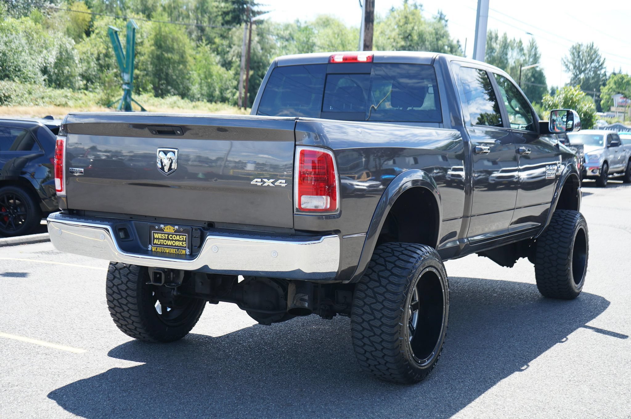 Used 2017 RAM 2500 Laramie AWD/4WD image 5