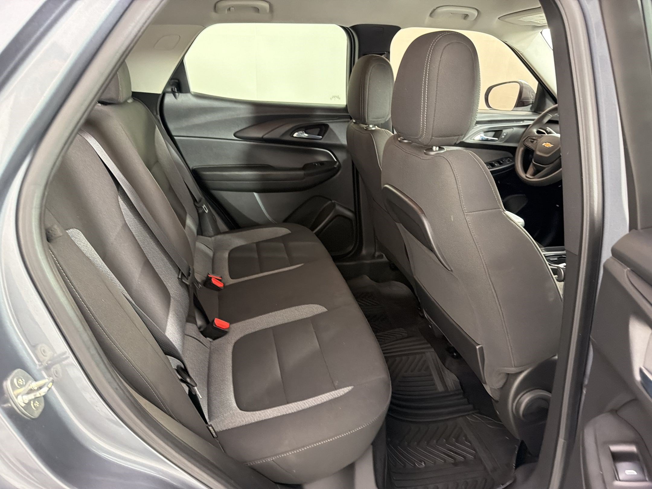 Used 2021 Chevrolet TrailBlazer LT AWD/4WD image 29