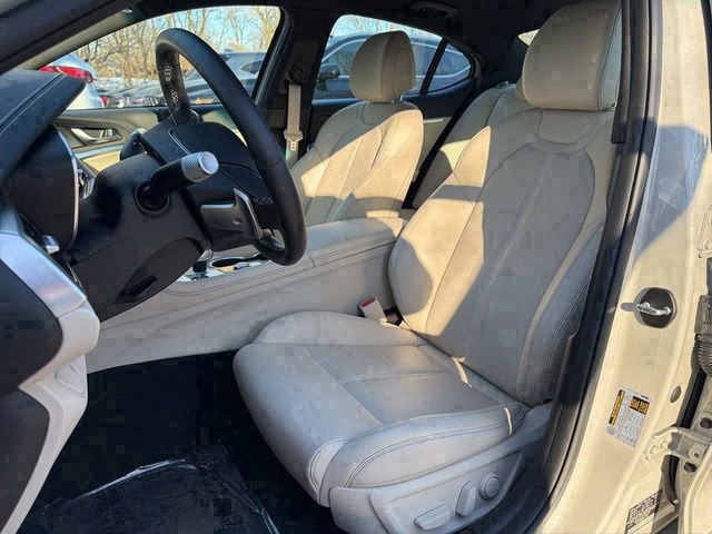 Used 2026 Genesis G70 2.5T image 14